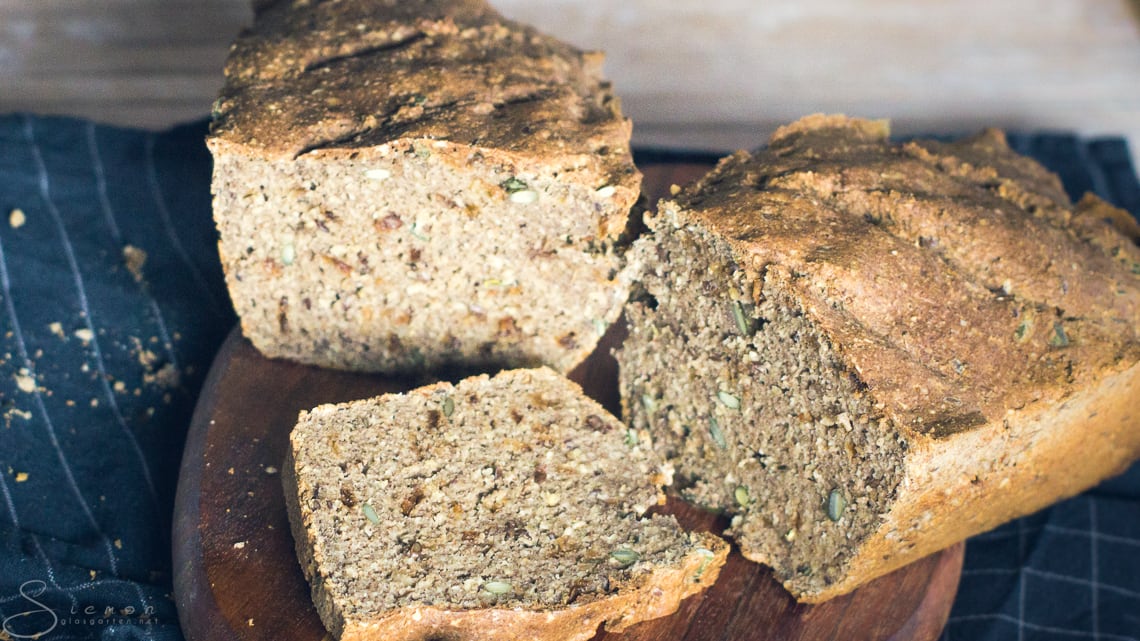 Lowcarb Brot: körnig, lecker, hervorragende Konsistenz